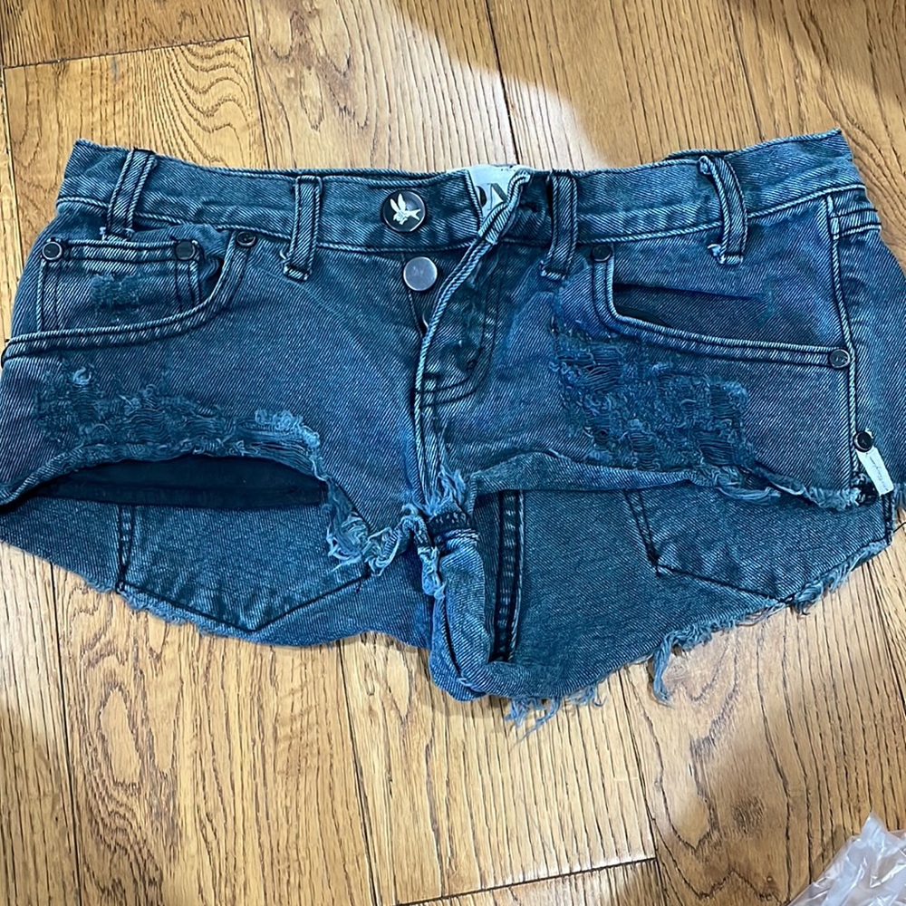 One Teaspoon shorts 24 black